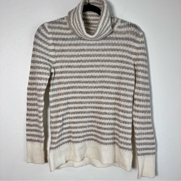 Banana Republic Alpaca Wool Blend Cream Striped Turtle Neck Sweater, Size Small - Picture 8 of 8